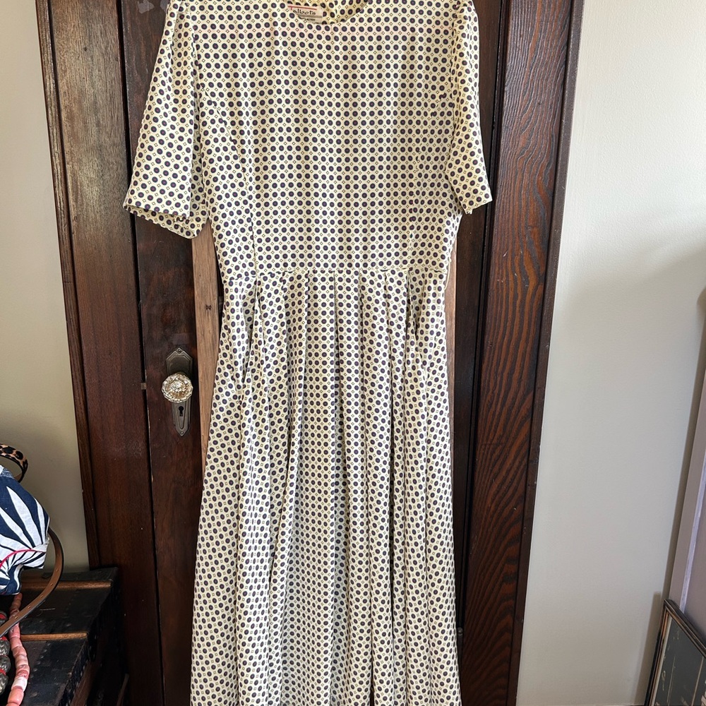 Vintage Talbots Petites light yellow Dress with Navy and red Polka Dots, Sz 12